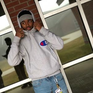 Meet your Posher, Alex